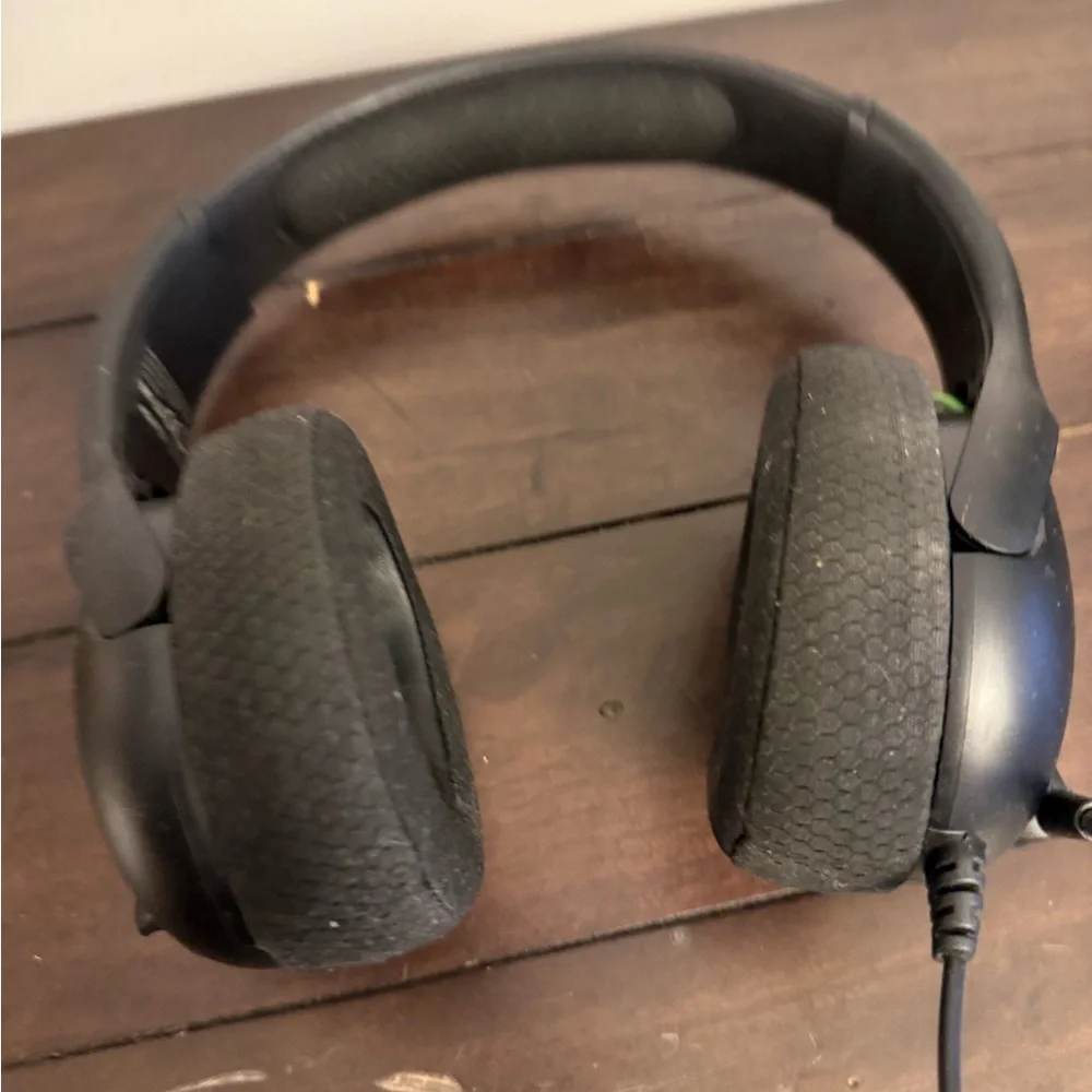 PDP Gaming Wired Over-Ear Headset with Boom Mic – Black/Green (Xbox Compatible)